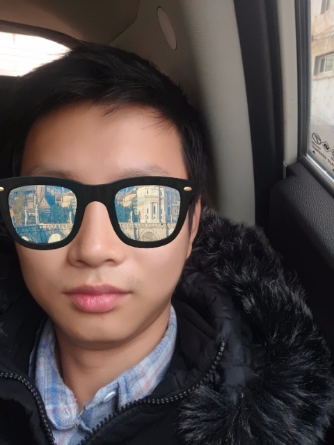 请问揉揉头的第一张照片--金华相亲服务中心