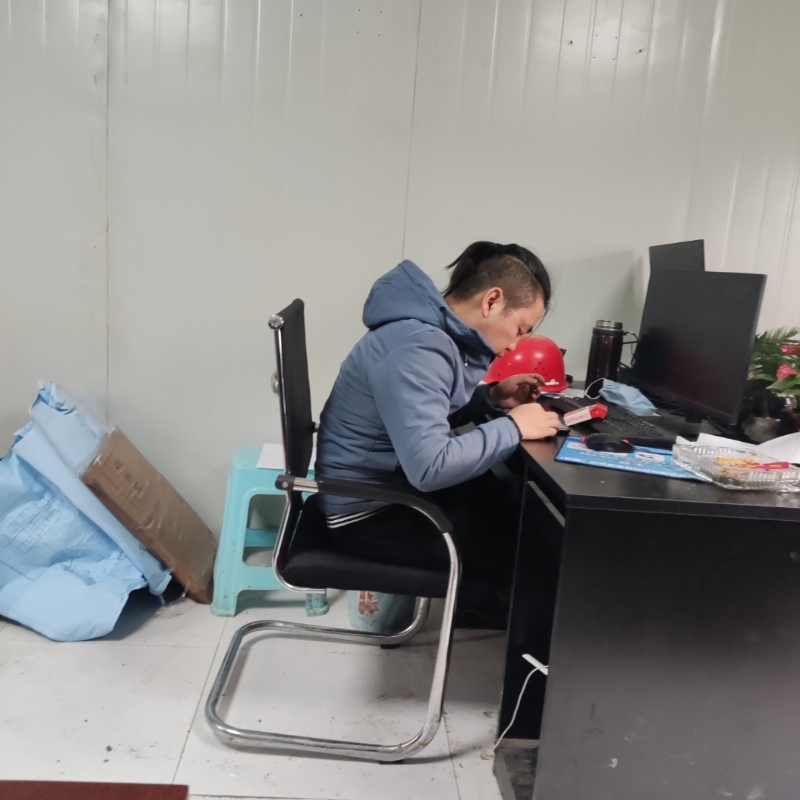 太空舱的第一张照片--金华相亲服务中心