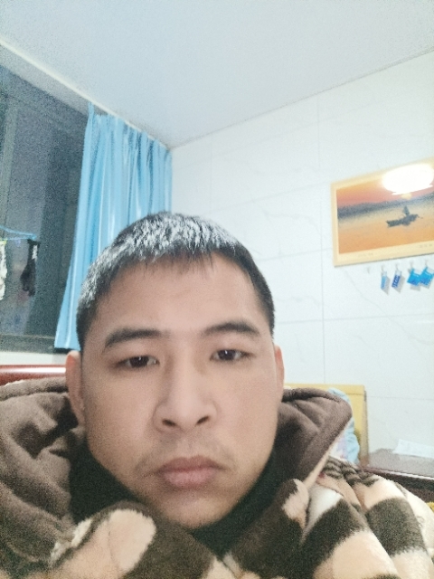 寂寞的第二张照片--金华相亲服务中心