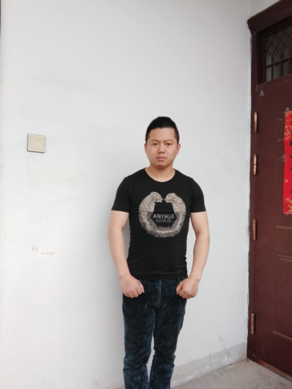 萧萧的第一张照片--金华相亲服务中心