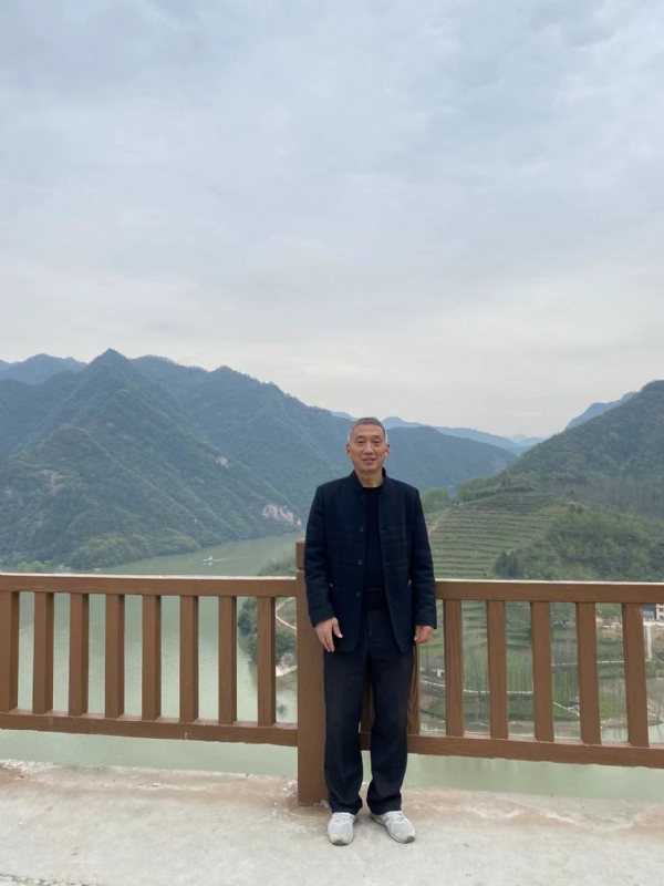 雪芳的第一张照片--金华相亲服务中心