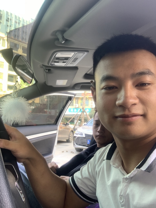 古有风琴的第三张照片--金华相亲服务中心