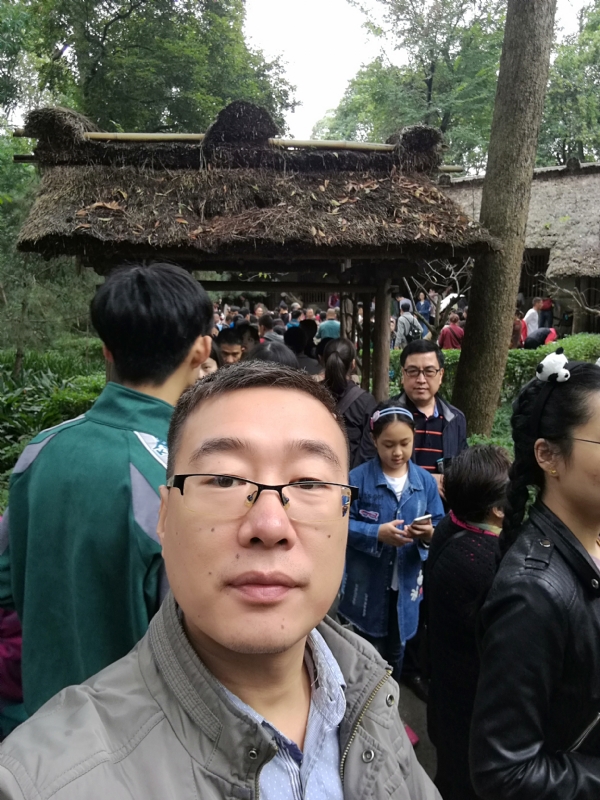 撑起一片天的第一张照片--金华相亲服务中心