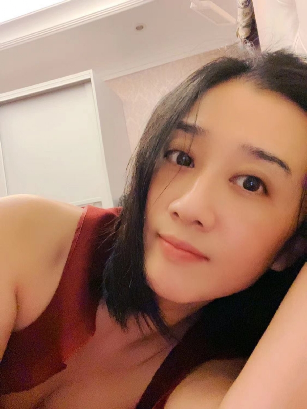 HongYu的第一张照片--金华相亲服务中心