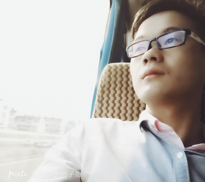 尹骏的第三张照片--金华相亲服务中心