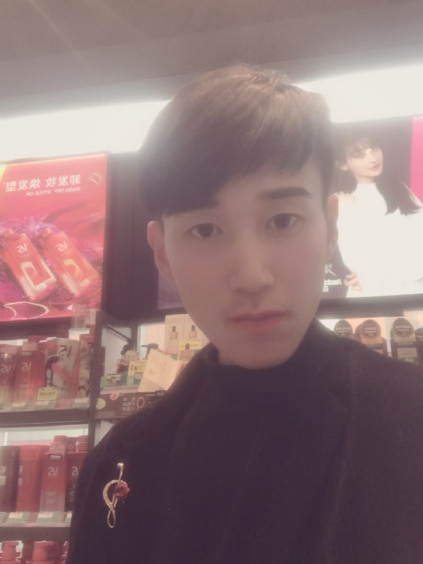 唯美的爱情故事的第一张照片--金华相亲服务中心