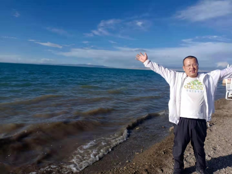 蜜蜂的第一张照片--金华相亲服务中心