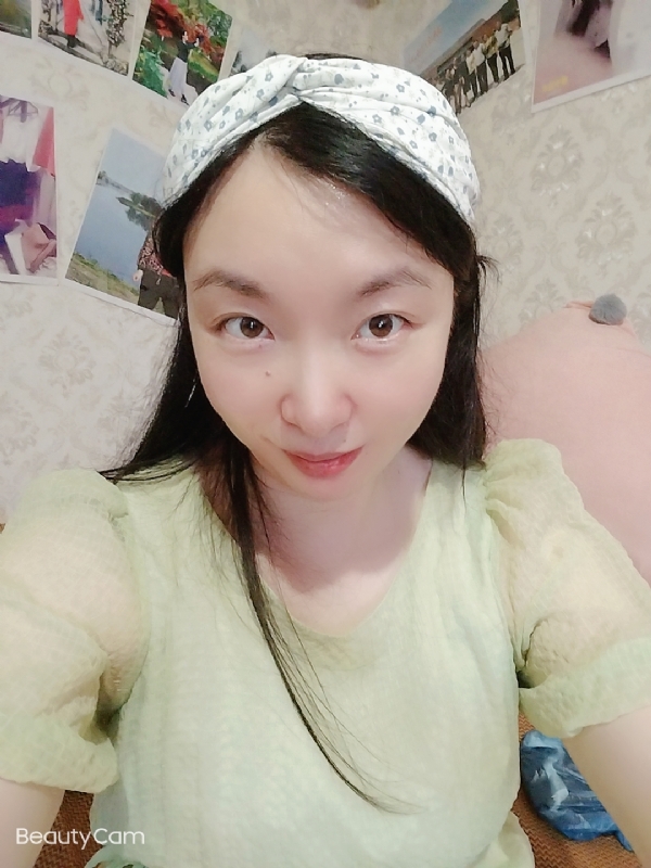 佳佳的第一张照片--金华相亲服务中心