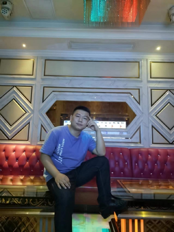 黄生的第四张照片--金华相亲服务中心