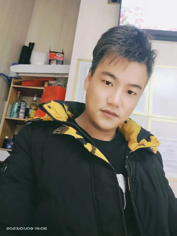 孤酒枕愁眼眠的第一张照片--金华相亲服务中心