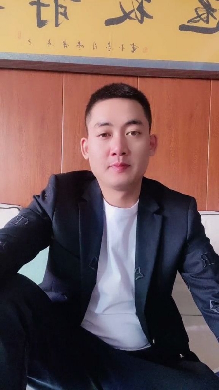 李泽胜的第一张照片--金华相亲服务中心