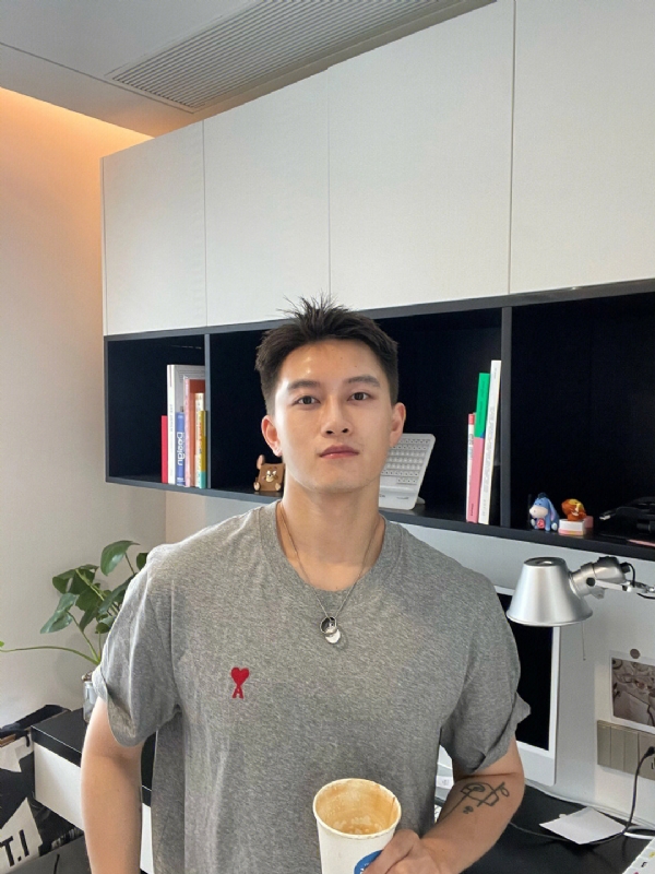 月光之下的第二张照片--金华相亲服务中心