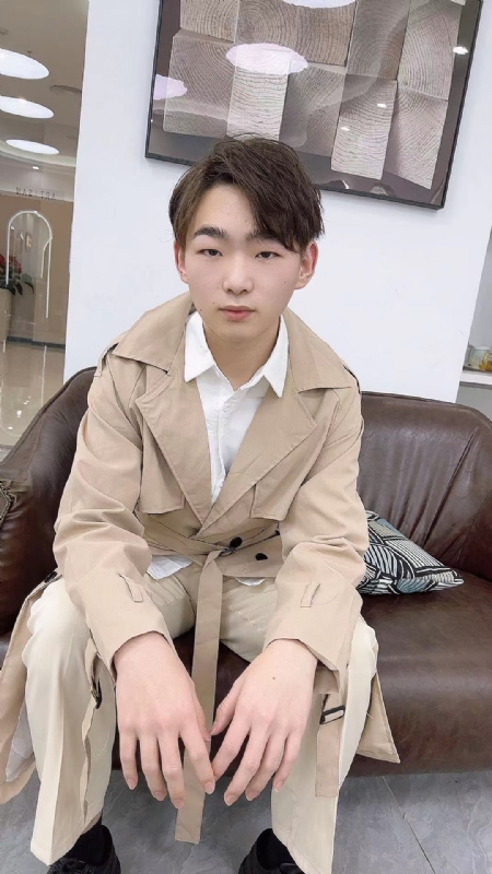 啊哲的第一张照片--金华相亲服务中心