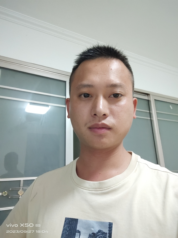 小yan同学的第一张照片--金华相亲服务中心