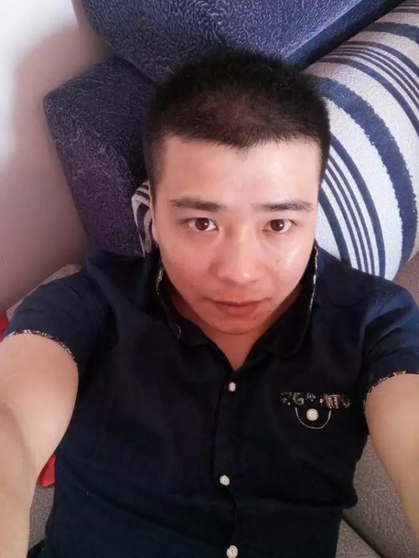 漫步的面包的第一张照片--金华相亲服务中心