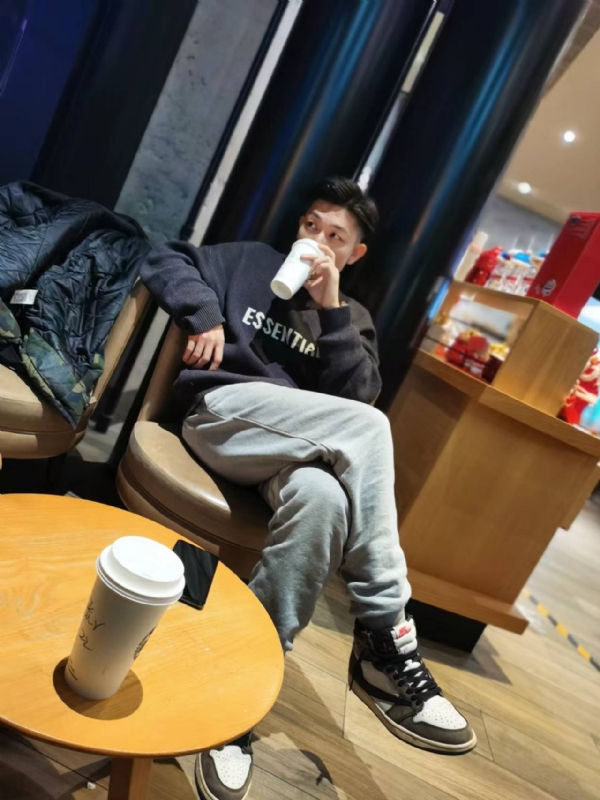 LAZY的第一张照片--金华相亲服务中心