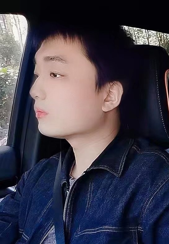 凉锦年的第一张照片--金华相亲服务中心