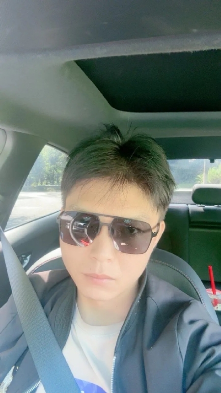 怀念的第一张照片--金华相亲服务中心