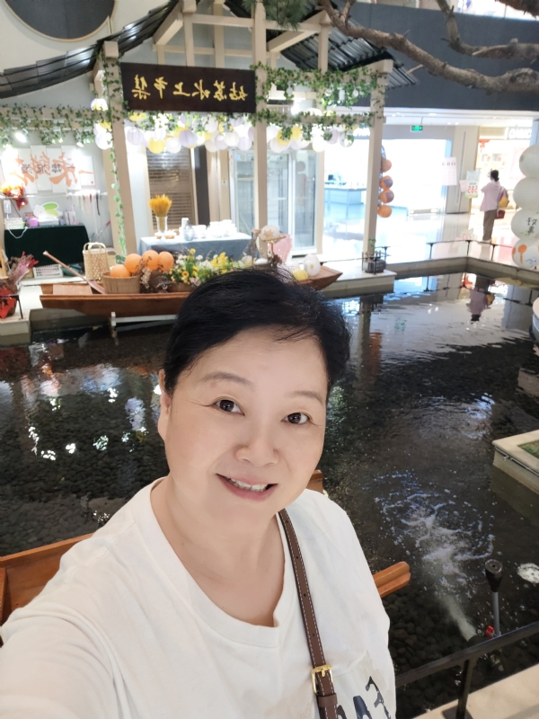 丁姐爱生活的第三张照片--金华相亲服务中心