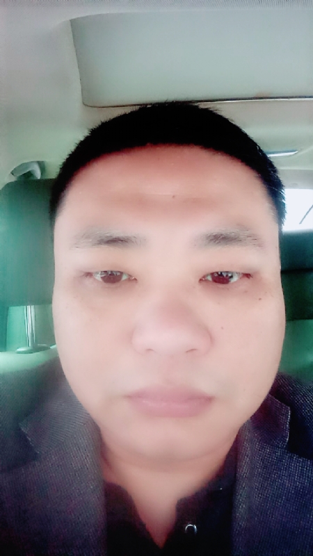 向日葵的第一张照片--金华相亲服务中心