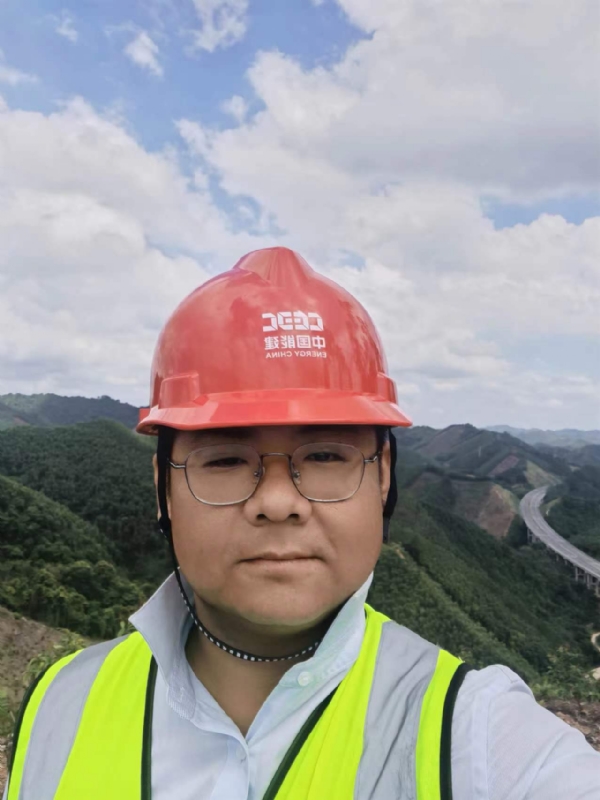 冰城小土匪的第一张照片--金华相亲服务中心