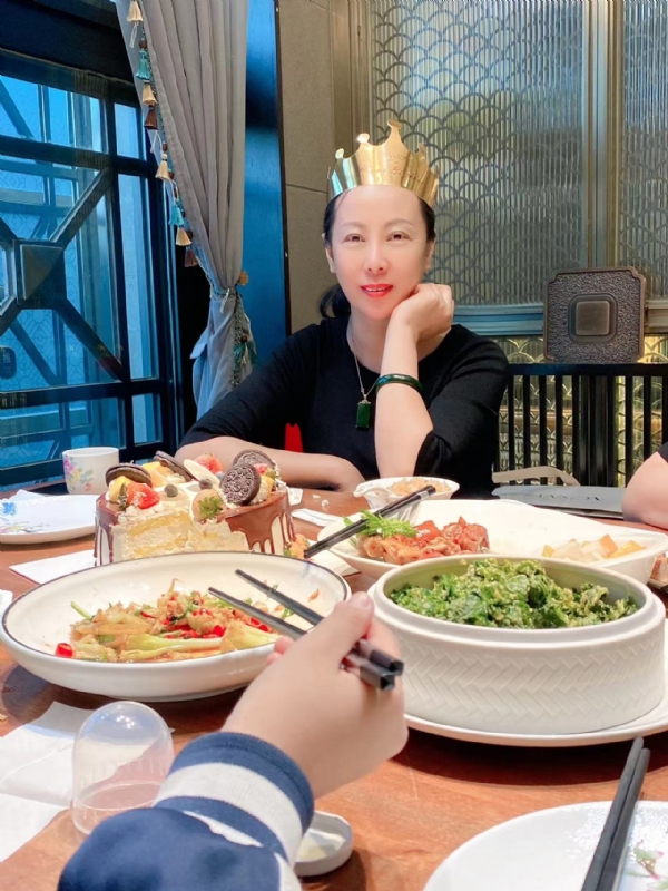 红红的第二张照片--金华相亲服务中心