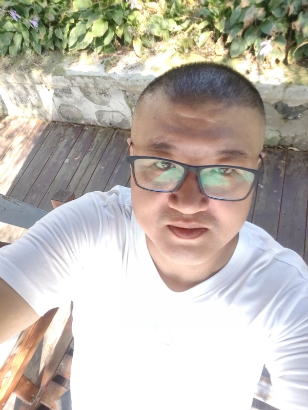 羊十八的第一张照片--金华相亲服务中心