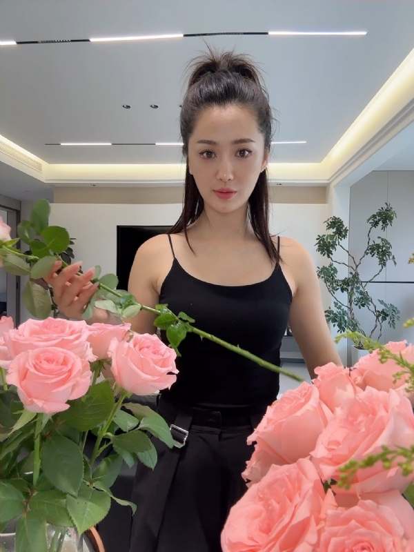 喜糖的第一张照片--金华相亲服务中心