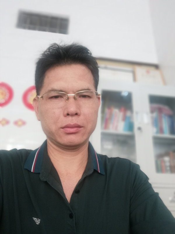 后视镜的第一张照片--金华相亲服务中心