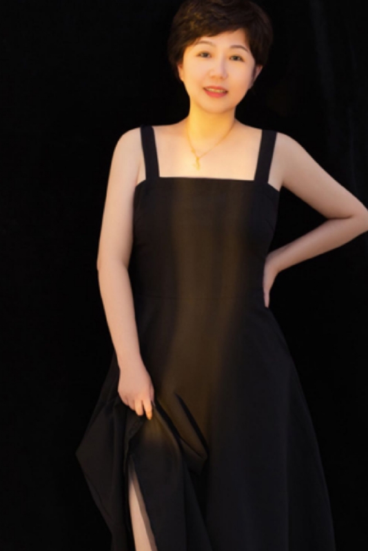 阿娜的第一张照片--金华相亲服务中心