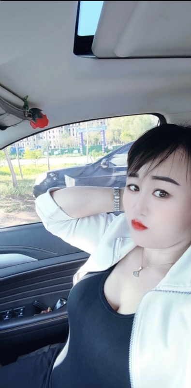 王芳燕的第五张照片--金华相亲服务中心