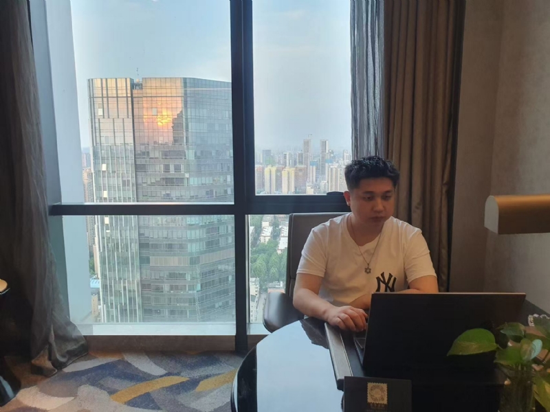 ying的第一张照片--金华相亲服务中心