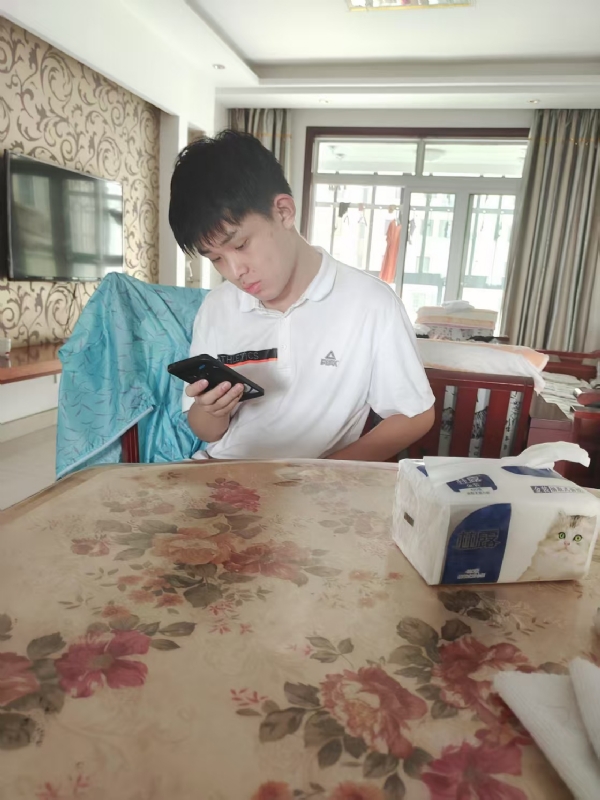 铁在烧的第一张照片--金华相亲服务中心