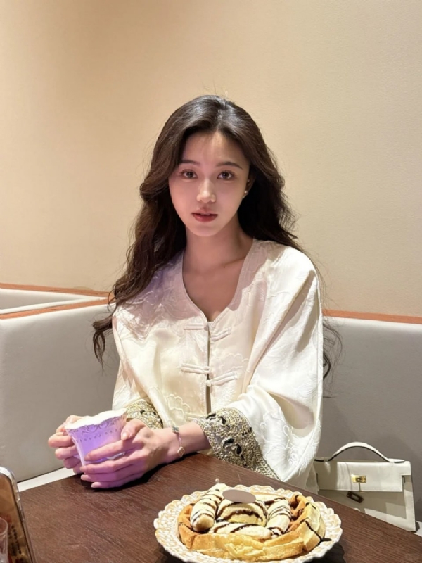 Anna的第一张照片--金华相亲服务中心