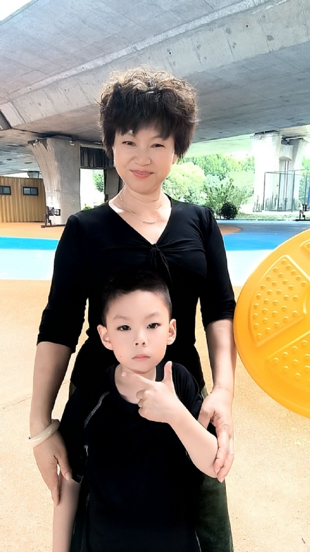 火凤凰的第二张照片--金华相亲服务中心