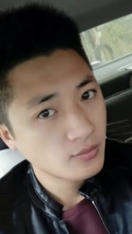 小汤米的第二张照片--金华相亲服务中心