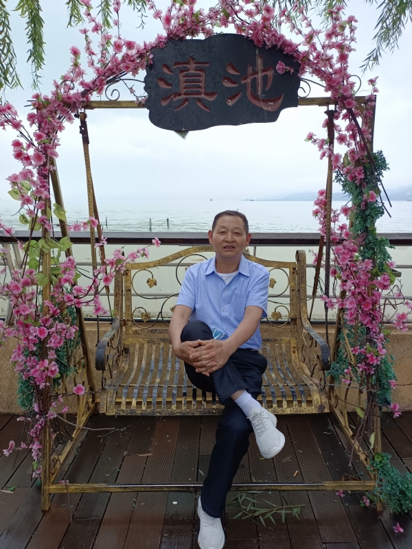 奋斗的第二张照片--金华相亲服务中心