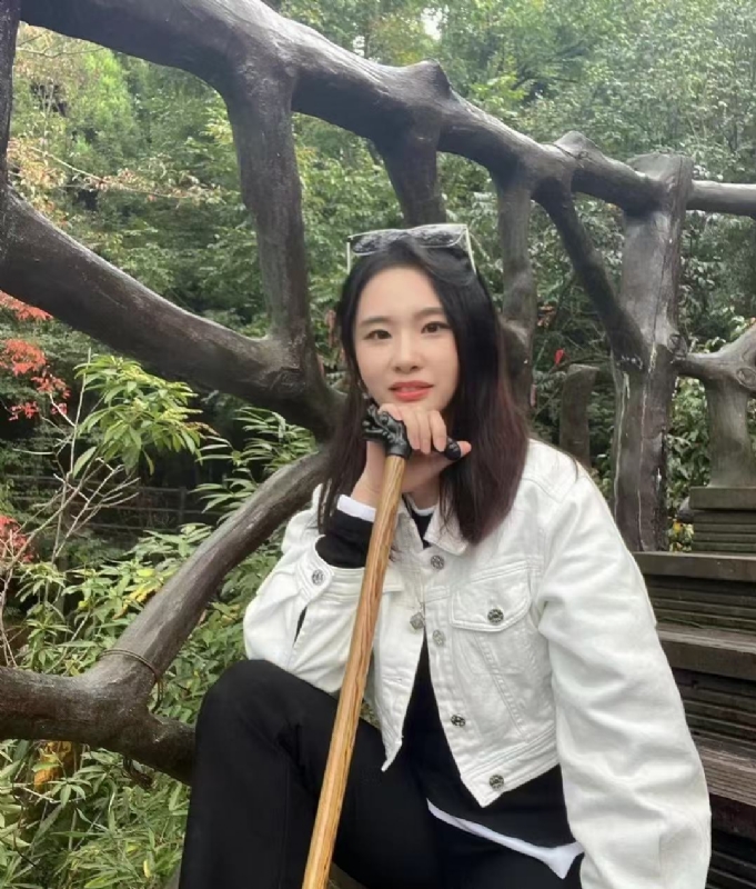 琪琪的第一张照片--金华相亲服务中心