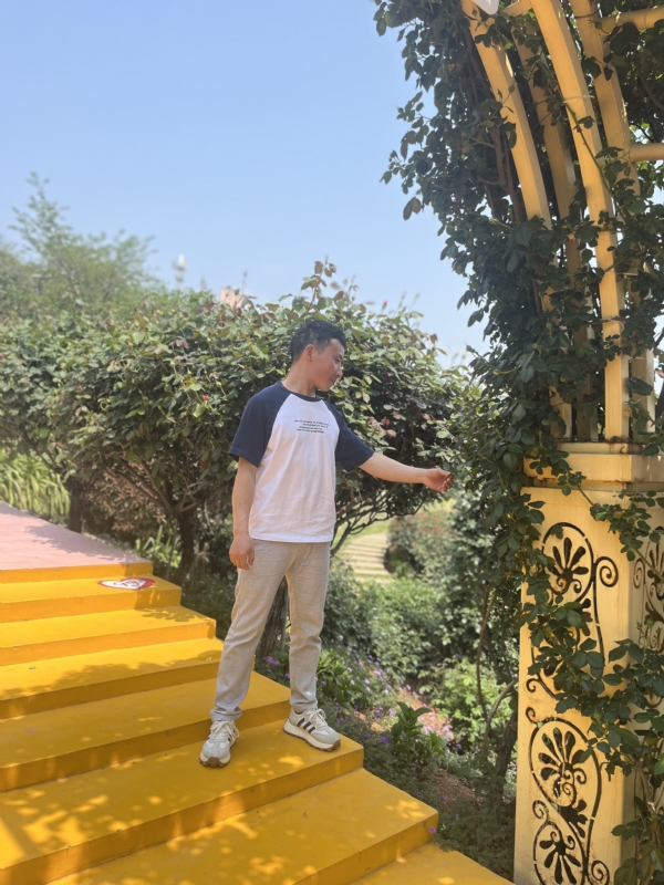 罗湘的第一张照片--金华相亲服务中心