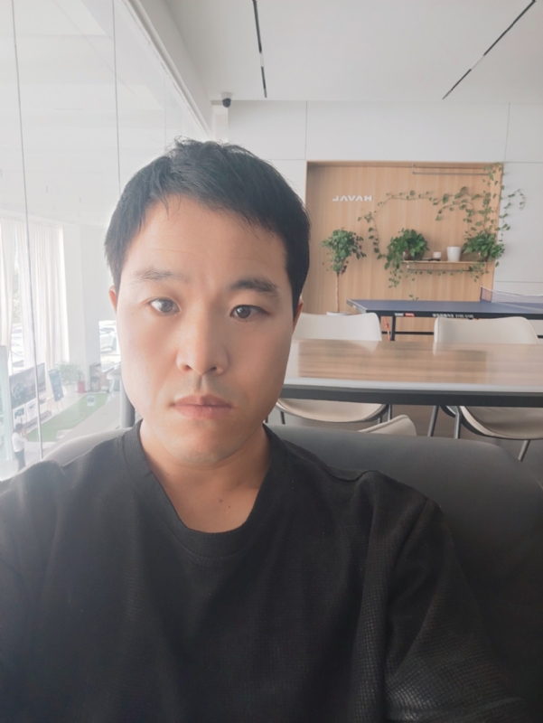 吊挂看风景的第一张照片--金华相亲服务中心