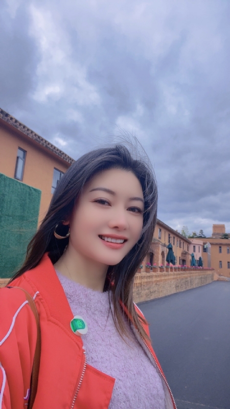 安妮的第一张照片--金华相亲服务中心