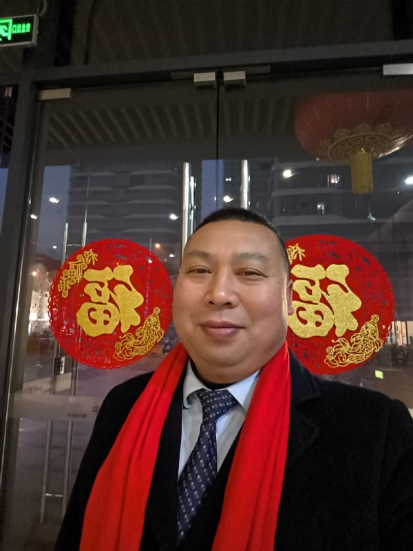 半百悟红尘的第一张照片--金华相亲服务中心