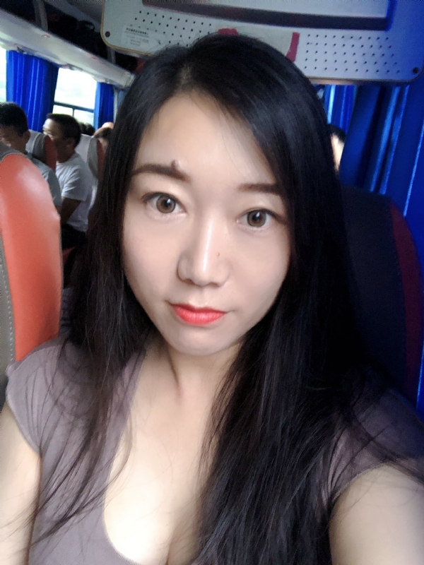 杨杨的第一张照片--金华相亲服务中心