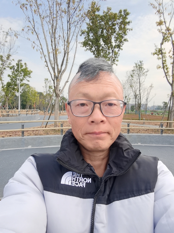 做喜欢的事的第一张照片--金华相亲服务中心