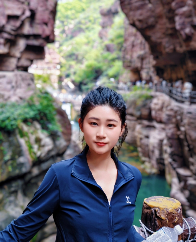 小S的第二张照片--金华相亲服务中心